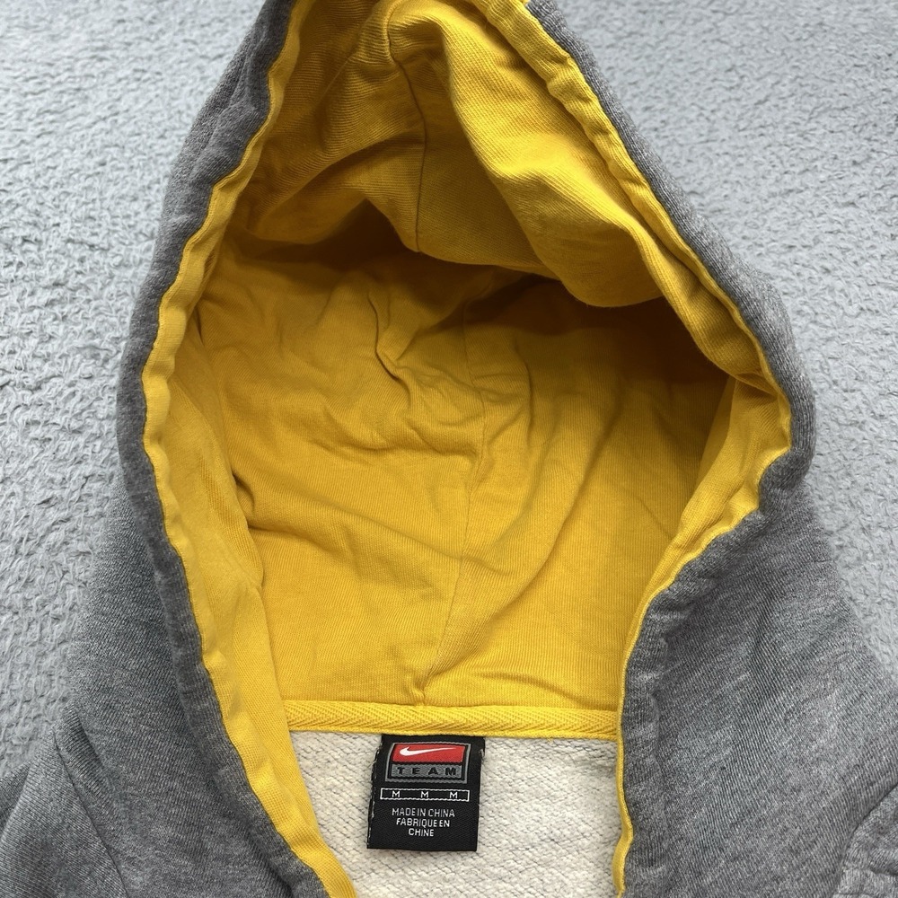 Nike Michigan Wolverines Center Swoosh Hoodie Mens M Y2K Gray Yellow Embroidered - Picture 10 of 12